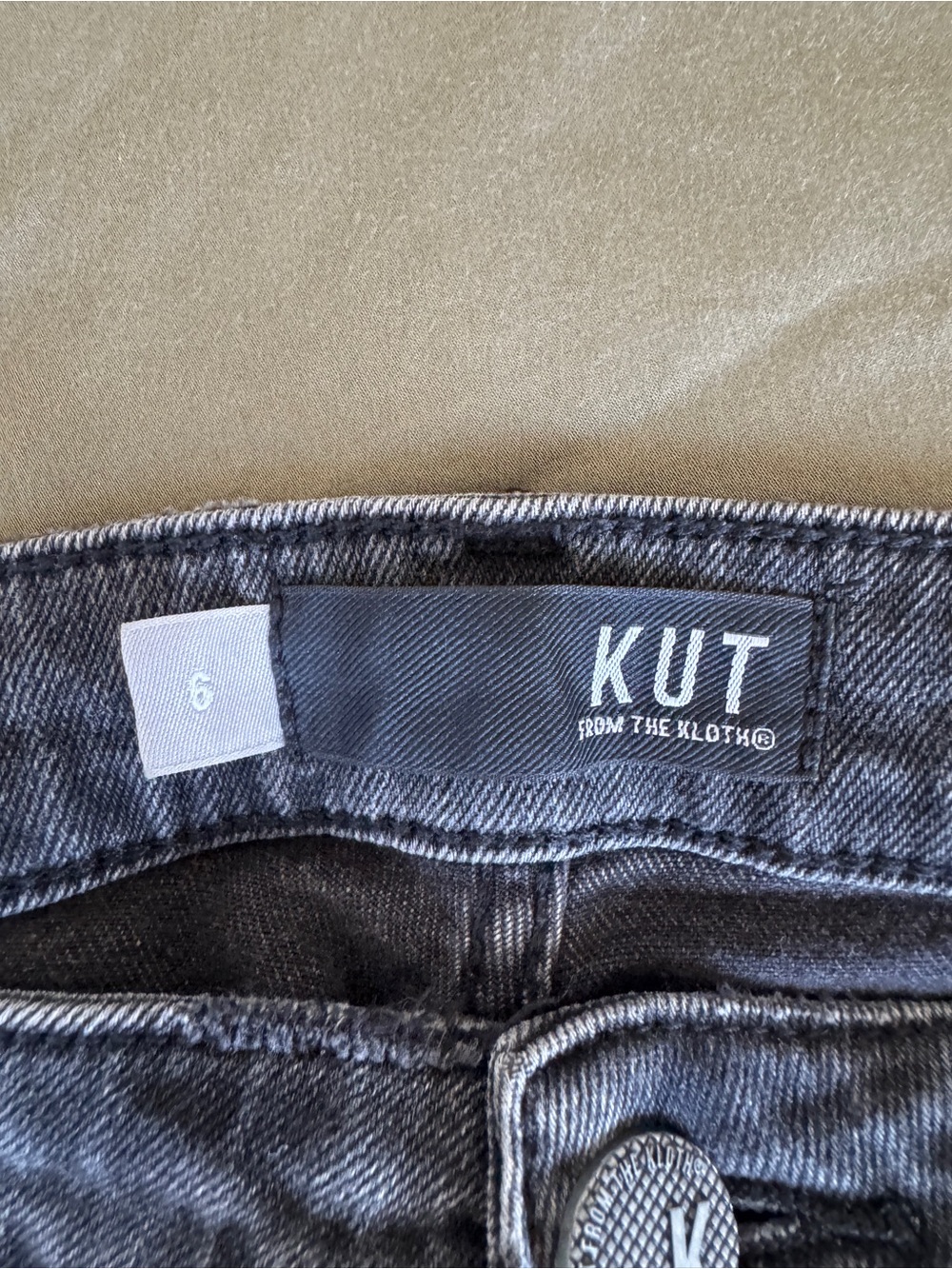 KUT From the Kloth Gray High Rise Raw Hem Jeans Size 6